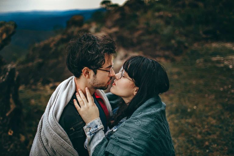 preguntas profundas para hacerle a tu novia - FEATURED